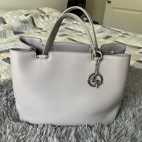 Michael Kors Satchel - Picture 1 of 4
